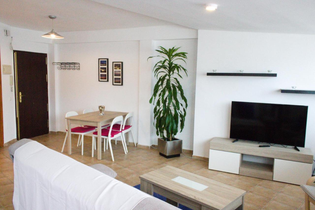 נרחה Apartment Sirena Beach מראה חיצוני תמונה